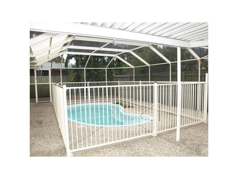 31 Mulloka Esp, Wurtulla QLD 4575