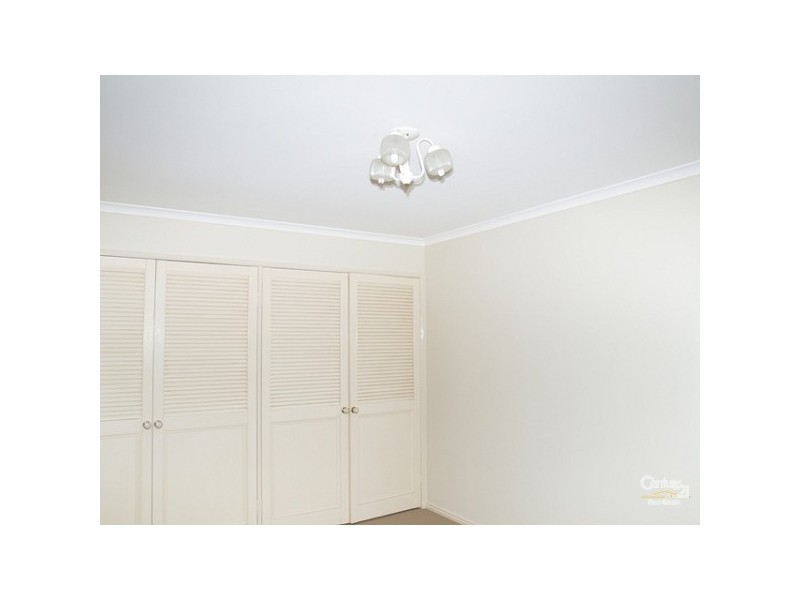 31 Mulloka Esp, Wurtulla QLD 4575