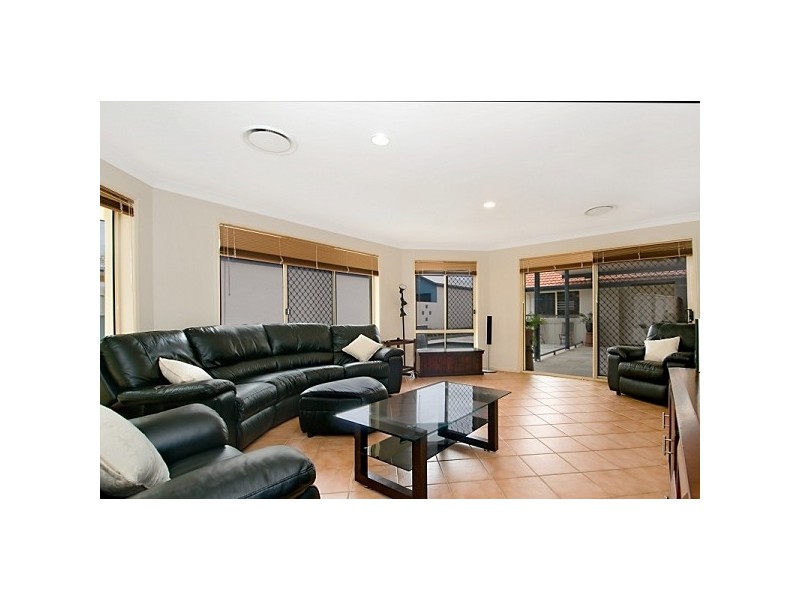7 Cooloola Place, Twin Waters QLD 4564