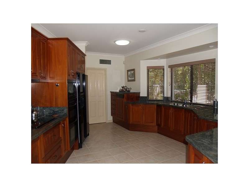 1 Tamarind Street, Twin Waters QLD 4564