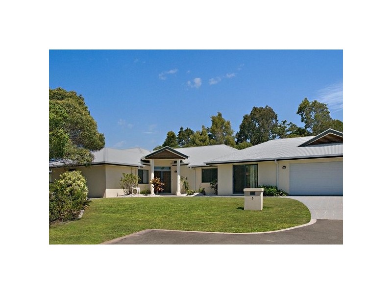 6 South Barcoola, Twin Waters QLD 4564