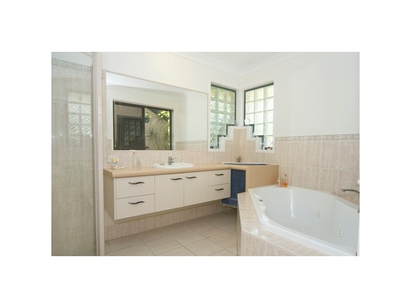 3 Blue Water Court, Twin Waters QLD 4564