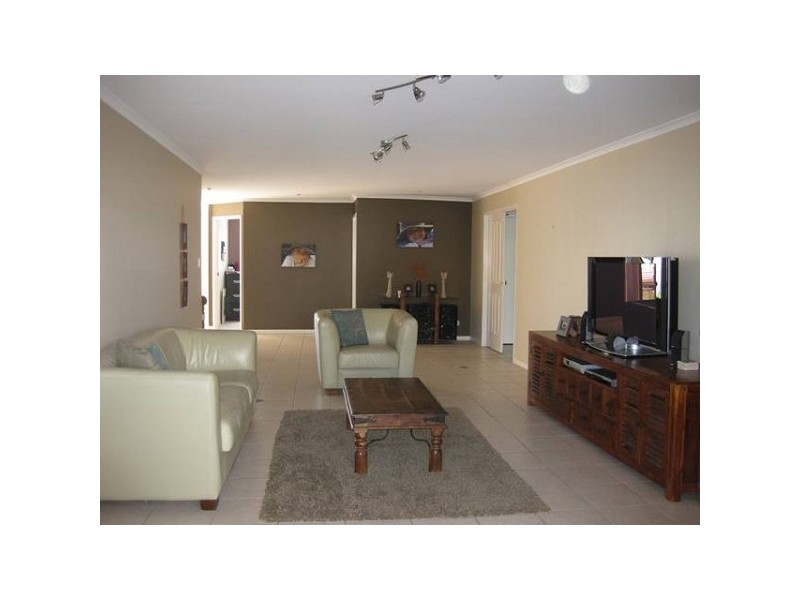 4 Spinifex Drive, Twin Waters QLD 4564