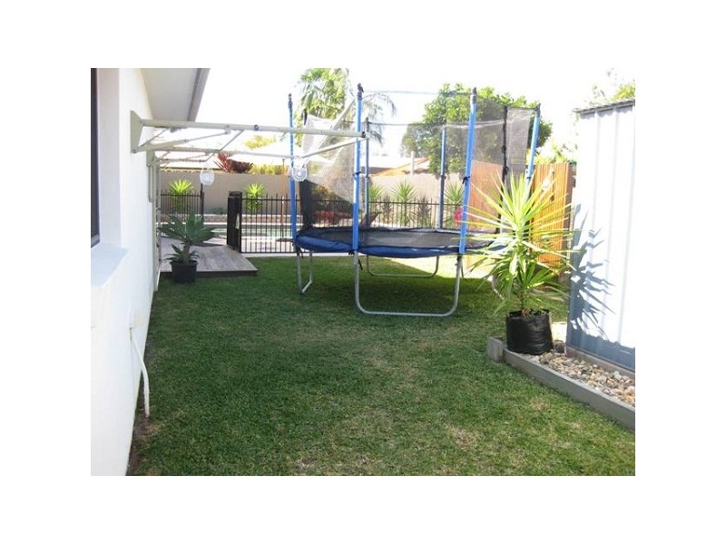 4 Spinifex Drive, Twin Waters QLD 4564