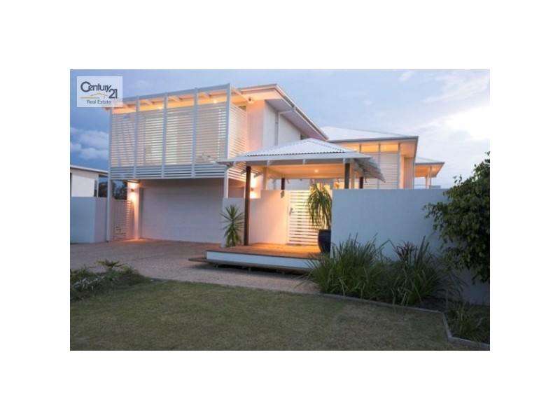 24 Anchorage Circuit, Twin Waters QLD 4564