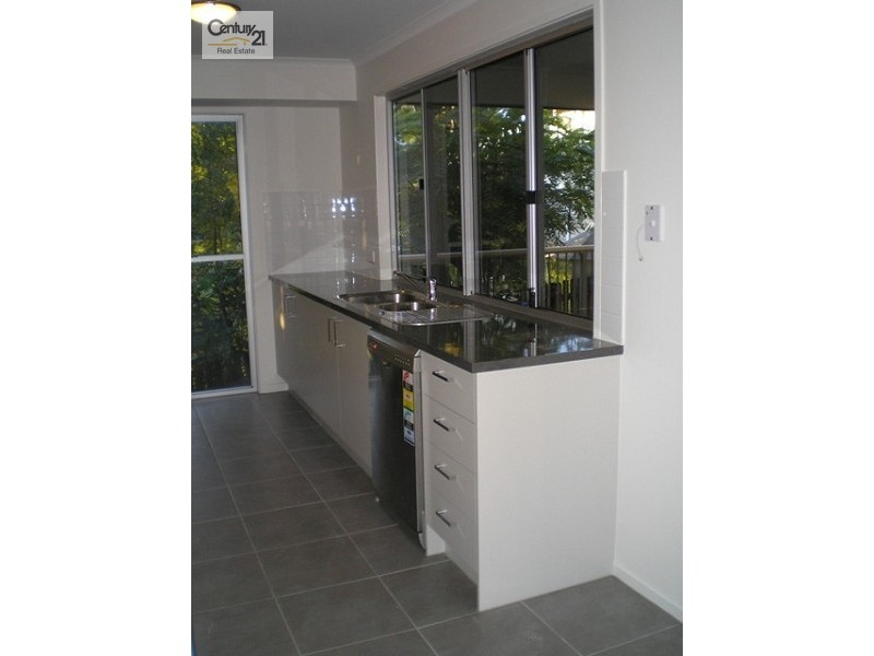 145a Howard Street, Nambour QLD 4560