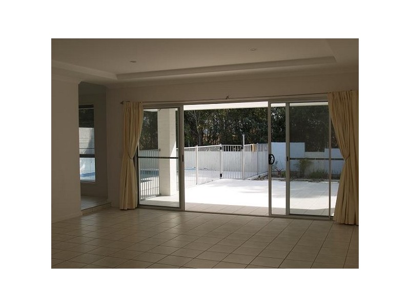 10 Wattlebird Place, Twin Waters QLD 4564