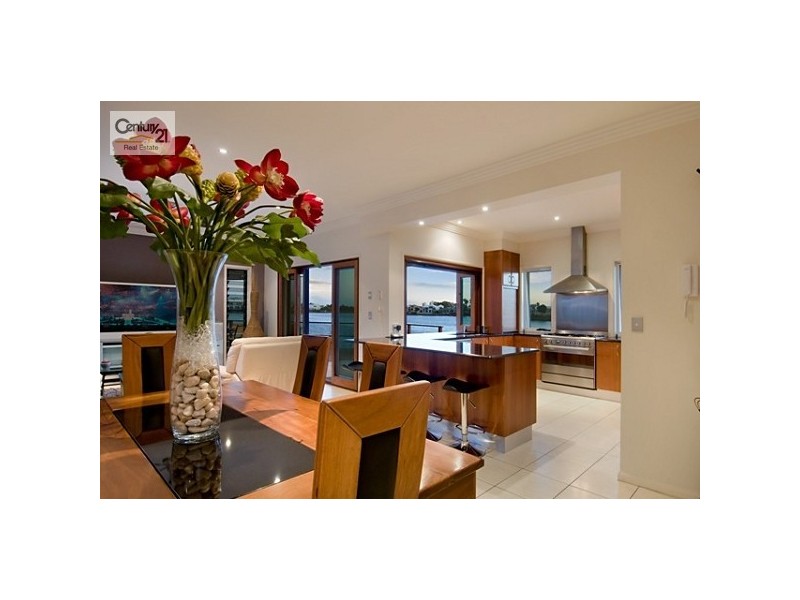 10 BlueWater Court, Twin Waters QLD 4564