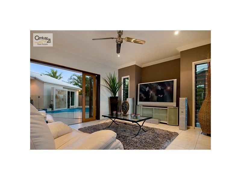 10 BlueWater Court, Twin Waters QLD 4564