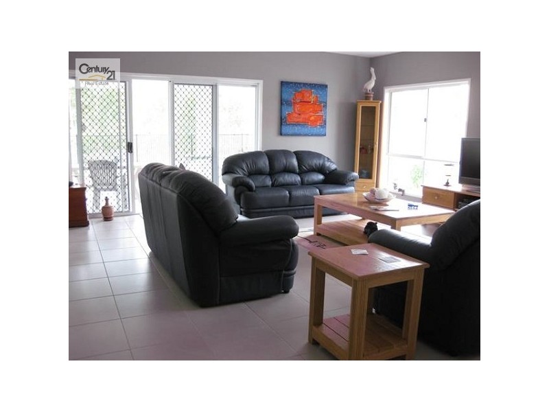 21 Hetherington Drive, Twin Waters QLD 4564