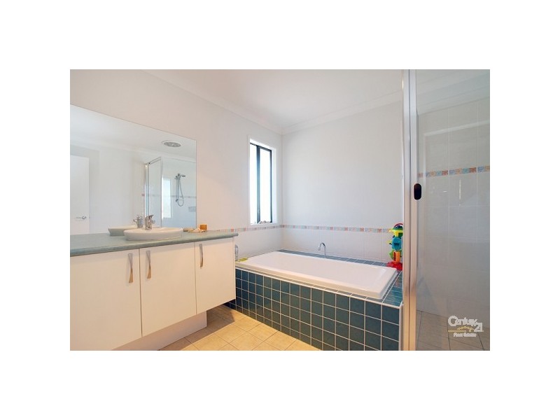 74 Anchorage Cct, Twin Waters QLD 4564