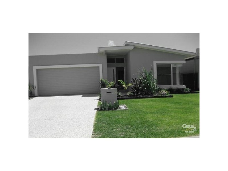 29 Anchorage Cct, Twin Waters QLD 4564