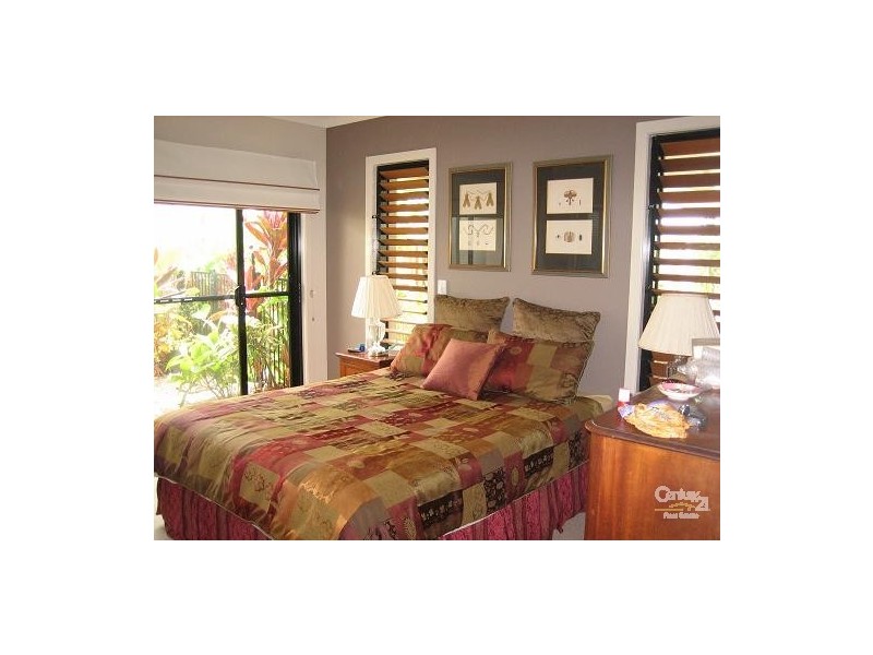 8 Moorings Circuit, Twin Waters QLD 4564