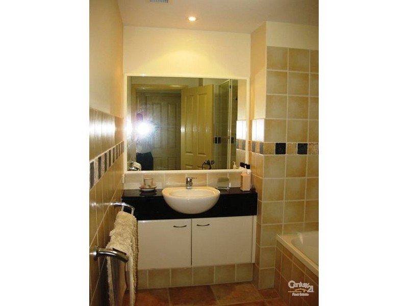 U19 Magnolia Lane, Twin Waters QLD 4564