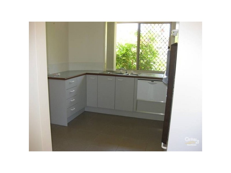 2/5 Ramilles Street, Mount Coolum QLD 4573