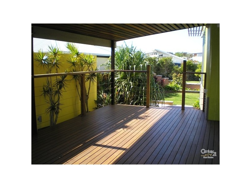 22 North Beach Place, Mudjimba QLD 4564