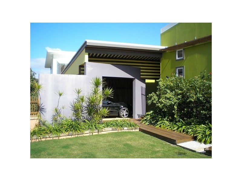 22 North Beach Place, Mudjimba QLD 4564
