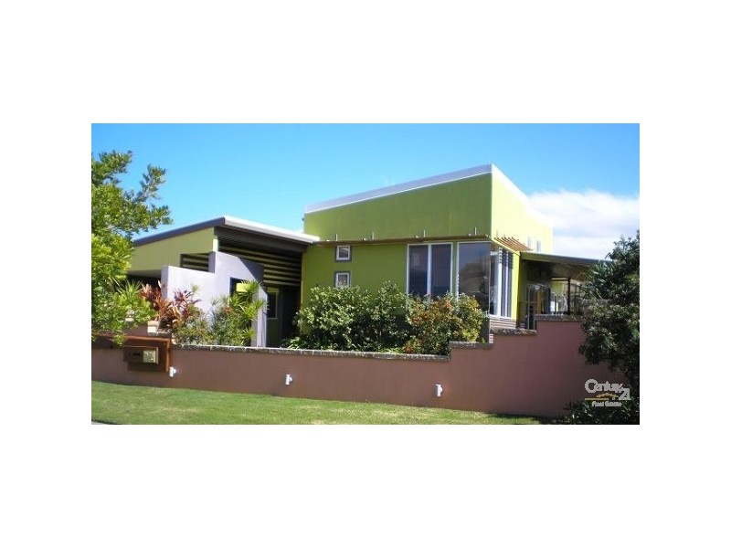22 North Beach Place, Mudjimba QLD 4564