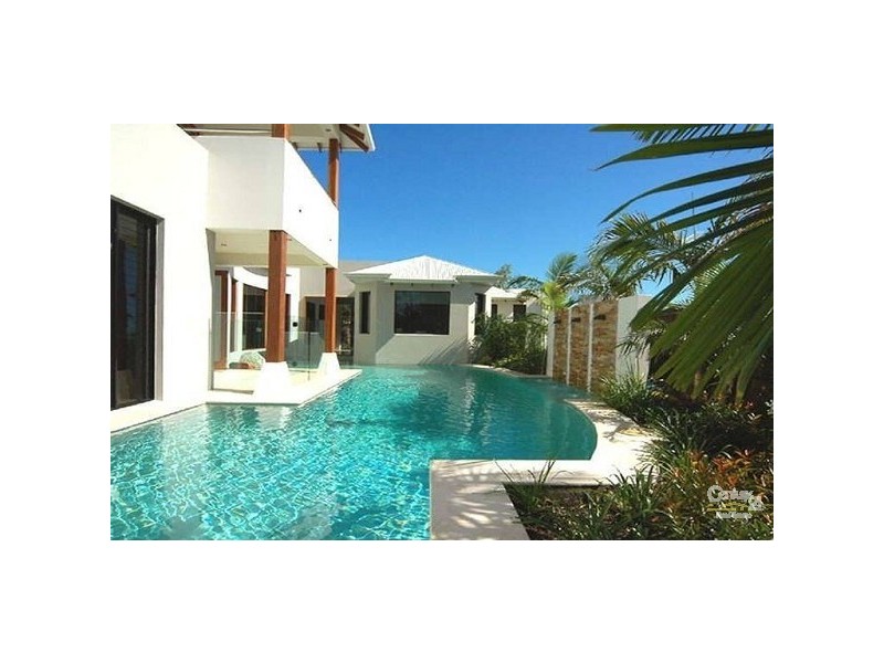 81 The Avenue, Peregian Springs QLD 4573