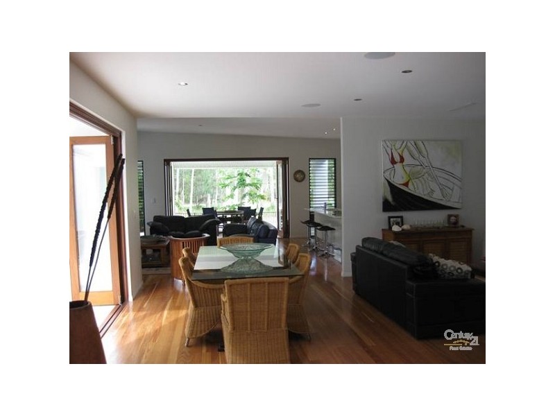 81 The Avenue, Peregian Springs QLD 4573