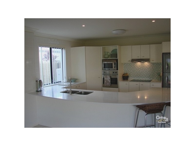 28 Veerings Ct, Twin Waters QLD 4564