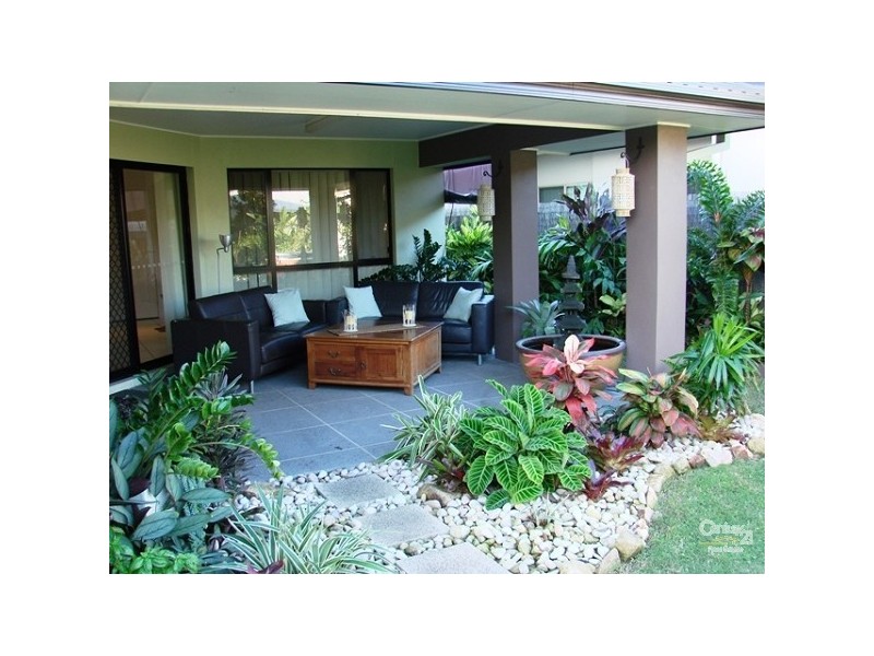 28 Veerings Ct, Twin Waters QLD 4564