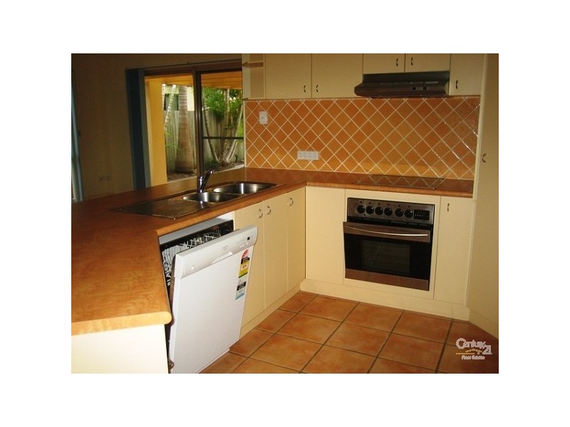 8 Glenwood Pl, Twin Waters QLD 4564