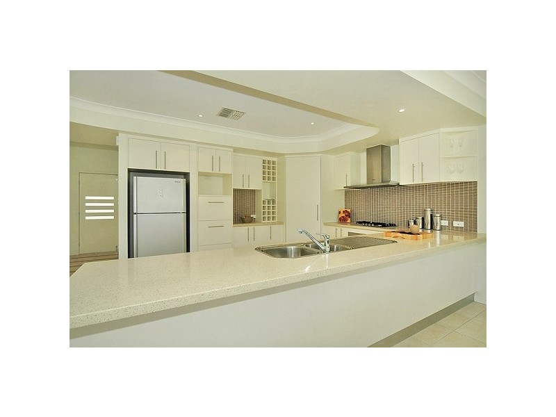 42 Lakeside Drive, Peregian Springs QLD 4573