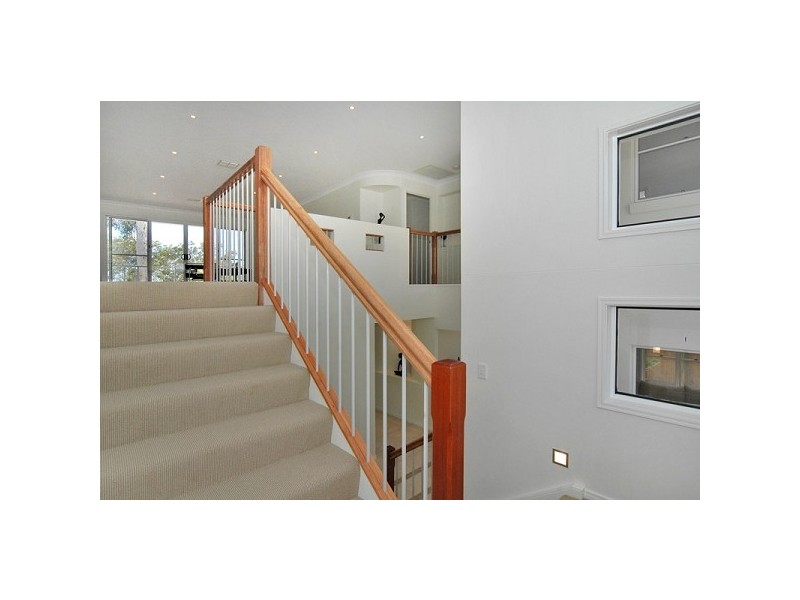 42 Lakeside Drive, Peregian Springs QLD 4573