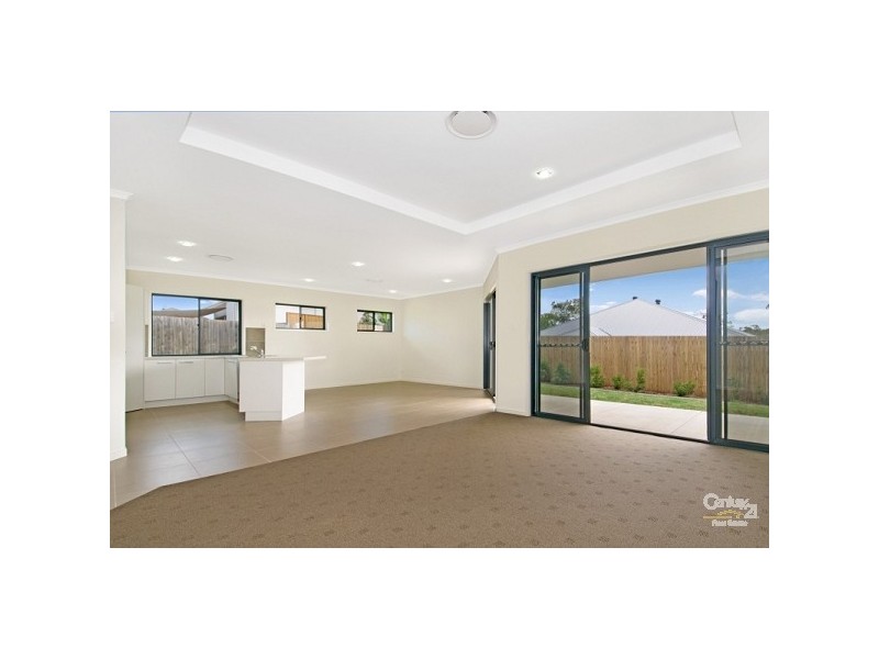6 Adare Close, Peregian Springs QLD 4573