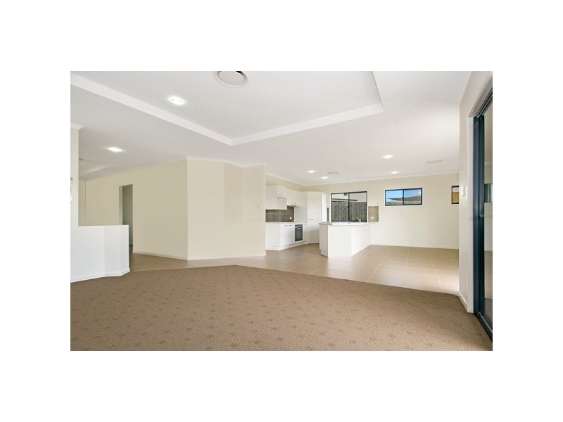 6 Adare Close, Peregian Springs QLD 4573