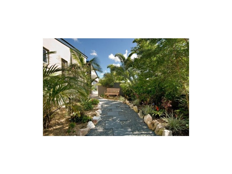 27 Lakeside Drive, Peregian Springs QLD 4573