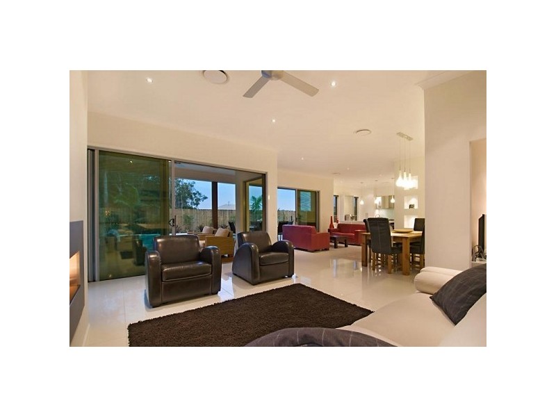 11 Glen Abby Avenue, Peregian Springs QLD 4573