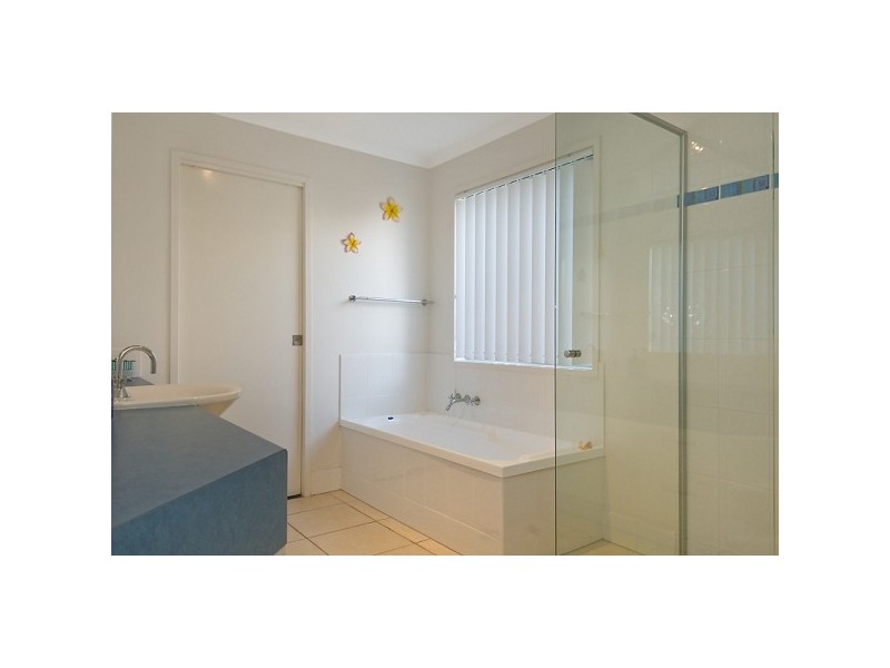 91 The Avenue, Peregian Springs QLD 4573