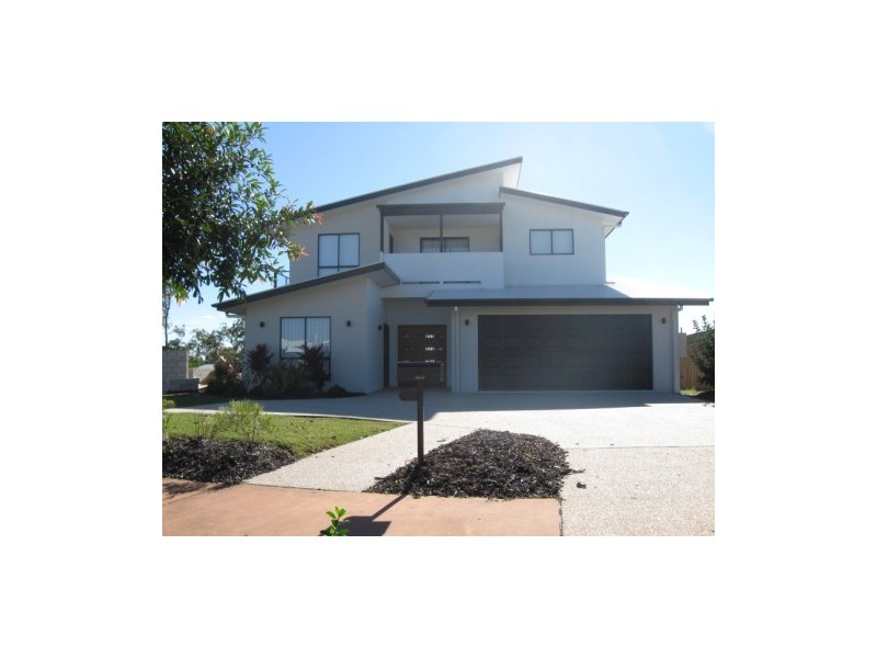 39 Peachtree Crescent, Peregian Springs QLD 4573