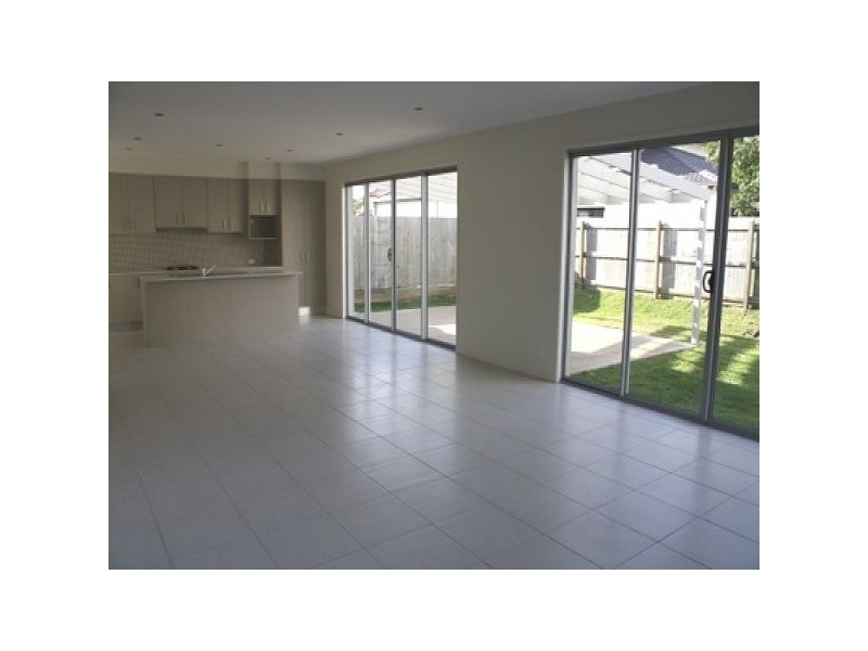 17 Dornoch Way, Peregian Springs QLD 4573