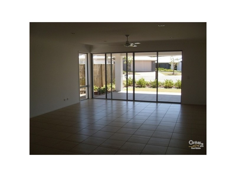 89 Dunes Court, Peregian Springs QLD 4573
