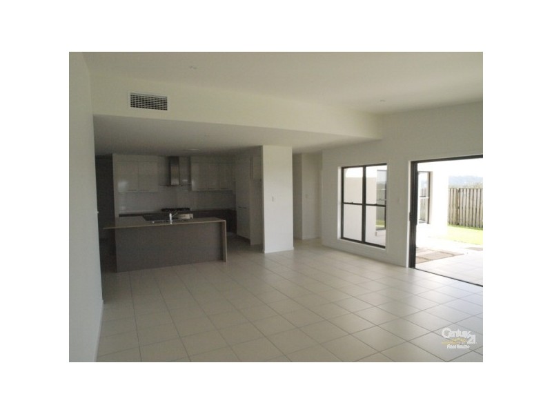 34 Montreal Crescent, Peregian Springs QLD 4573