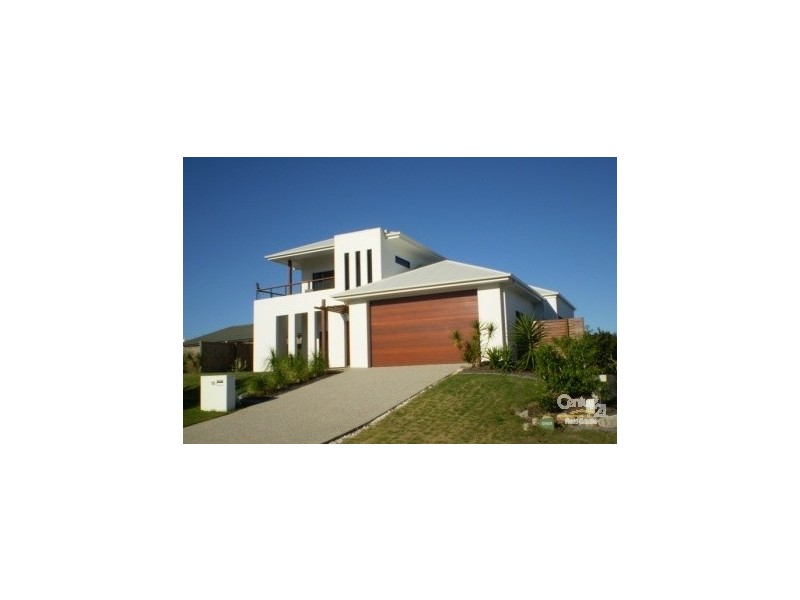 18 Maddens Crescent, Peregian Springs QLD 4573