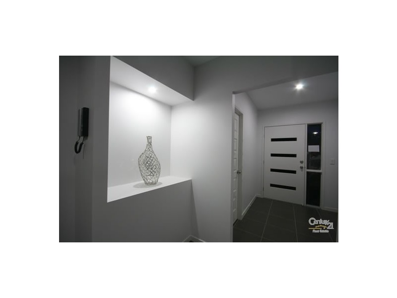 21 Selkirk Way, Peregian Springs QLD 4573