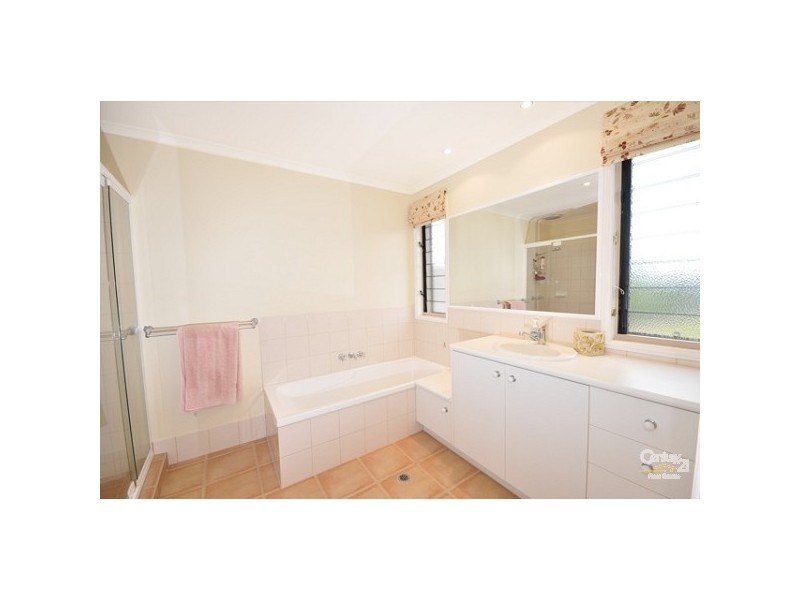 14 Glenoak Avenue, Peregian Springs QLD 4573