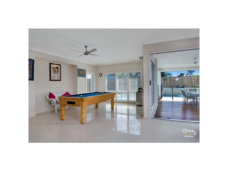 6 Shoal Court, Peregian Springs QLD 4573