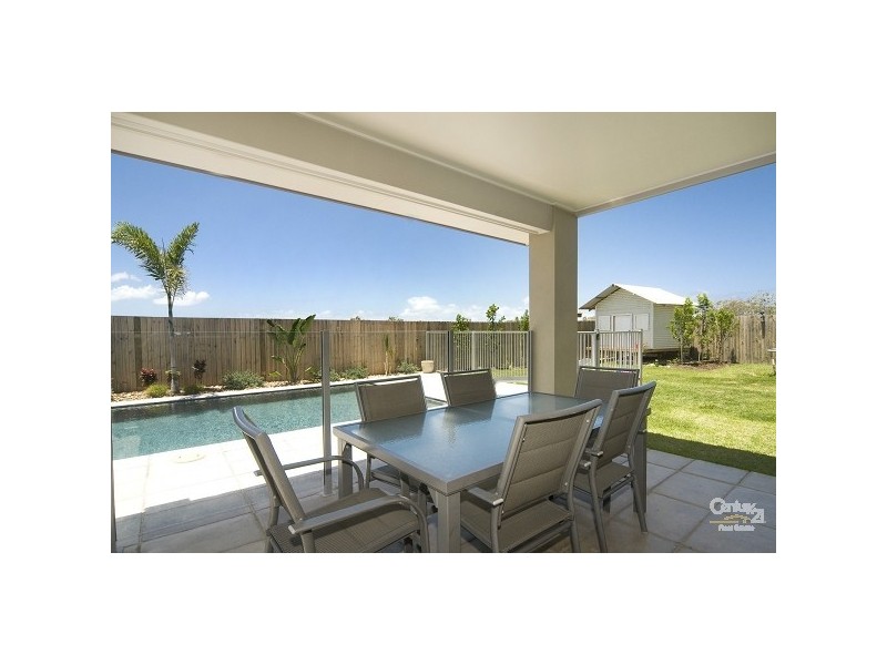 16 Doral Drive, Peregian Springs QLD 4573