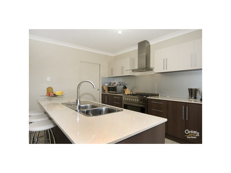 16 Doral Drive, Peregian Springs QLD 4573