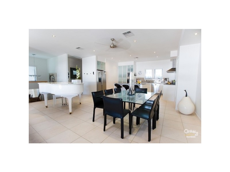 51/115 Peregian Springs Drive, Peregian Springs QLD 4573
