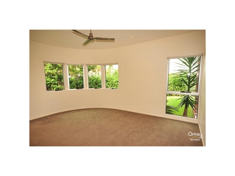 38 Ironhurst Place, Peregian Springs QLD 4573