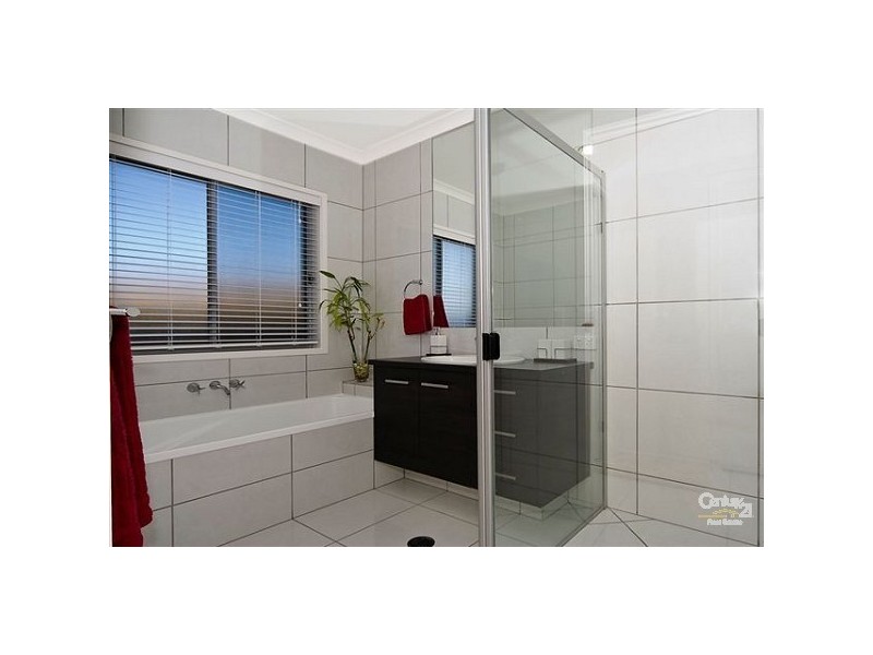 165 The Avenue, Peregian Springs QLD 4573