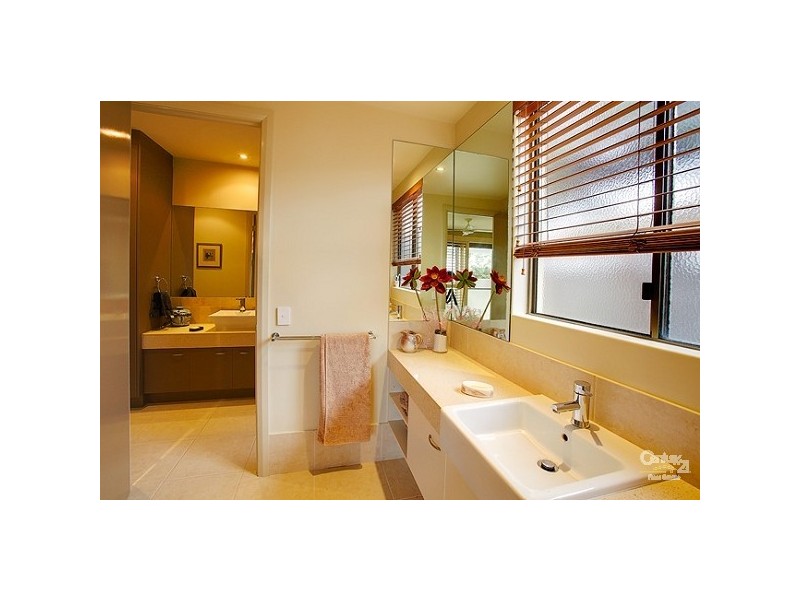 52 Lakeside Drive, Peregian Springs QLD 4573