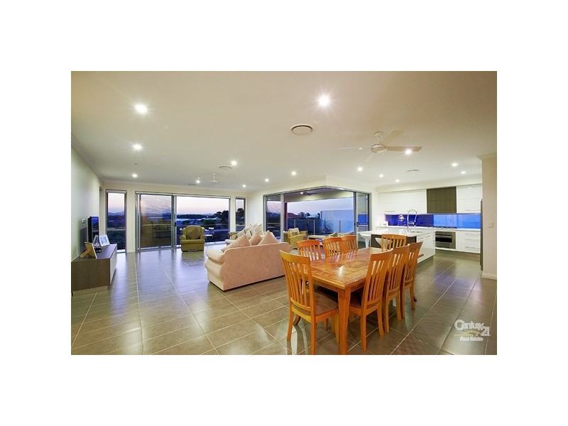 10 Tea Tree Grove, Peregian Springs QLD 4573