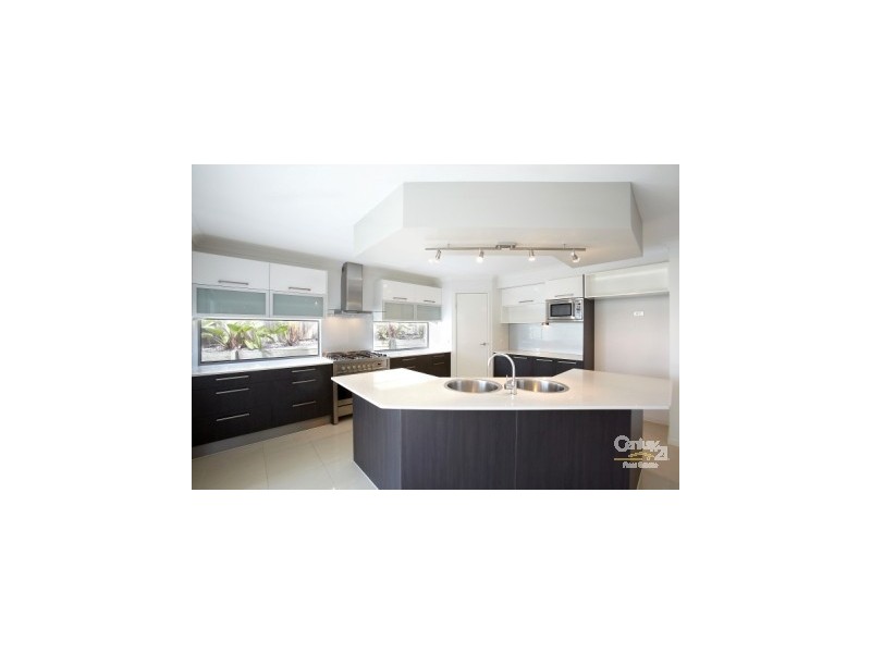 84 Sandhurst Cres, Peregian Springs QLD 4573